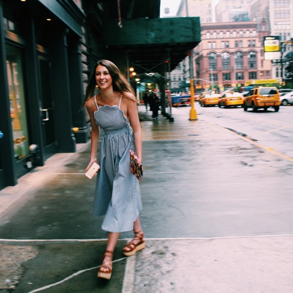 Meet your Posher, Julianna - Picture 1 of 1